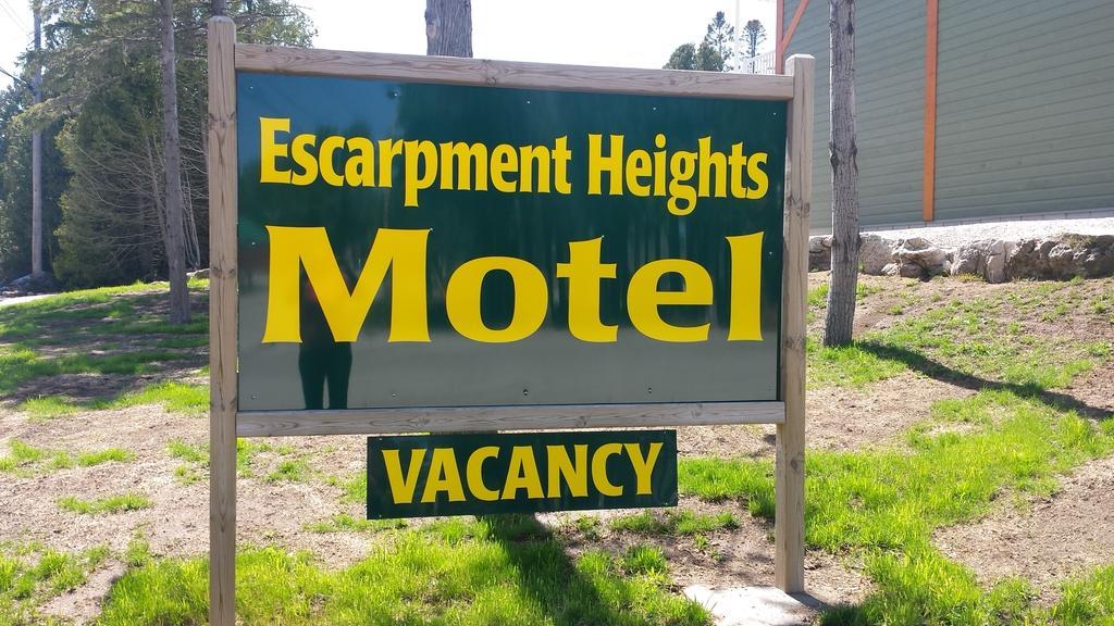 Escarpment Heights Motel Tobermory Kültér fotó