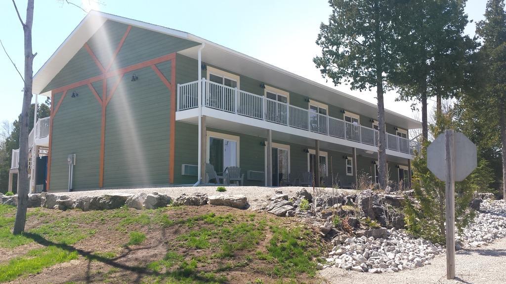Escarpment Heights Motel Tobermory Kültér fotó